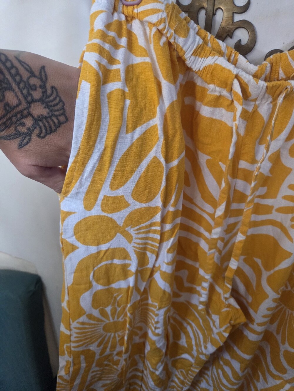 Sun Pattern Pants - Picture 5 of 6